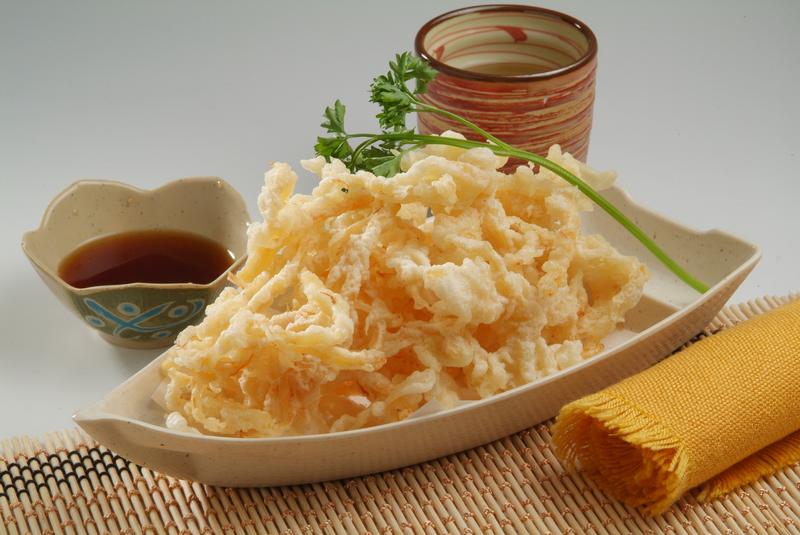 Deep-fried dry squid with tempura flour